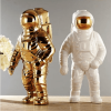 Deko Astronaut gold stehend drei Figuren 3