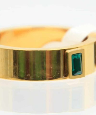 Ring goldfarben Edelstahl grün in der Seitenansicht