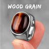 Ring goldfarben aus Edelstahl in braun Frontansicht Wood Grain5