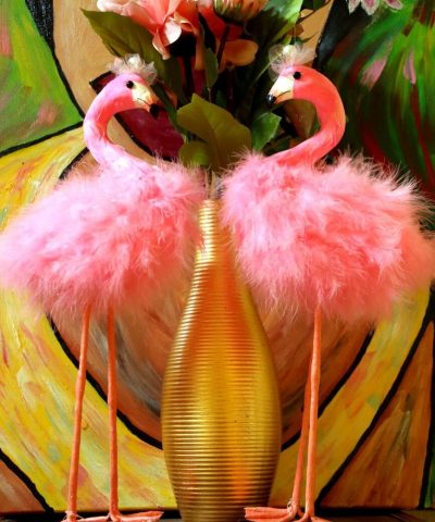 Deko Flamingo Federn Krone in der Deko.