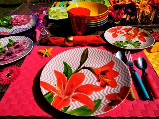 Geschirr Teller Blumen - Rote Blume auf Porzellanteller