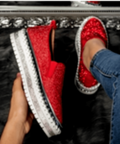 Schuhe Loafer Rot Strass glitzernd angezogen